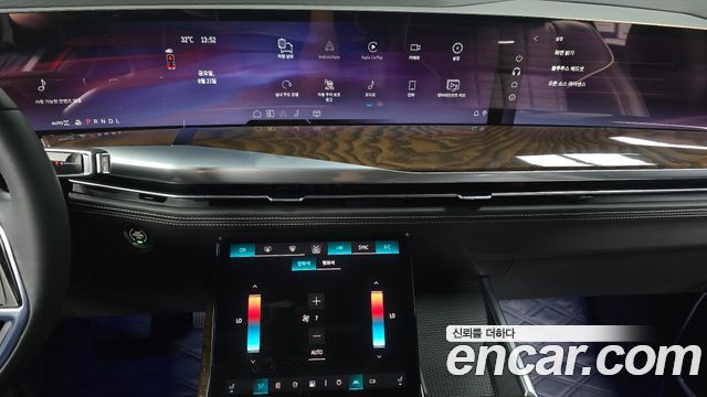 Cadillac Escalade 2025 — photo 20