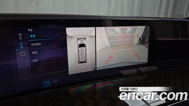 Cadillac Escalade 2025 — photo 21