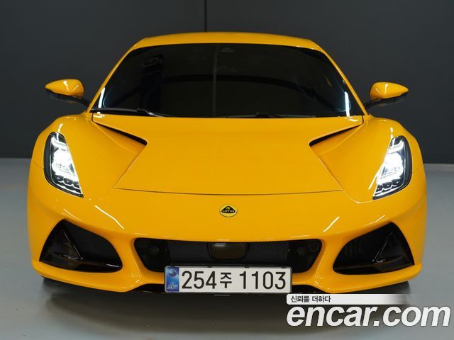 Lotus Emira 2024 — photo 4