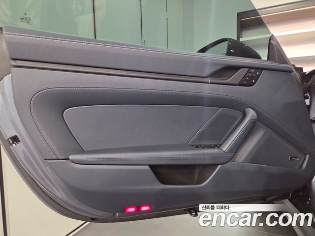 Porsche 911 2025 — photo 10