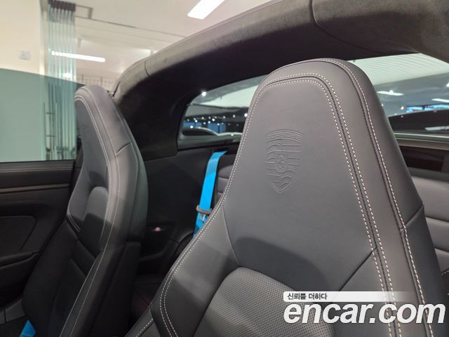 Porsche 911 2025 — photo 15