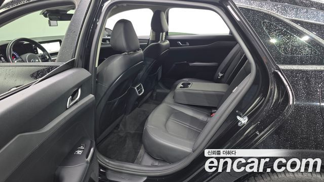 Kia K5 2021 — photo 18