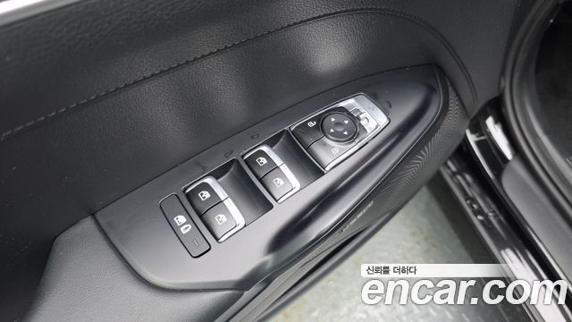 Kia K5 2021 — photo 29