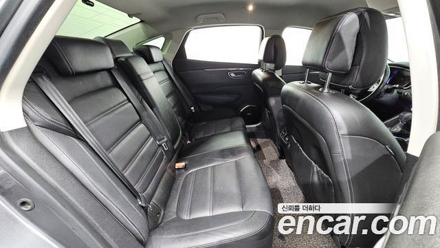 Renault Korea SM6 2016 — photo 17