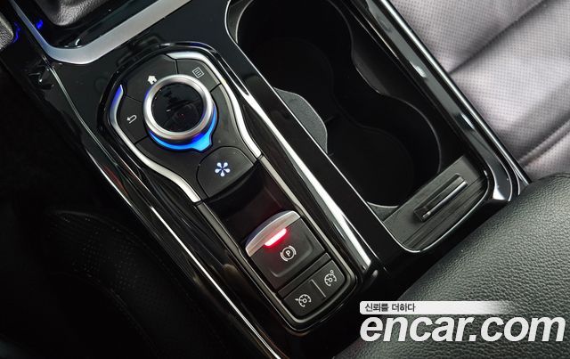 Renault Korea SM6 2016 — photo 24
