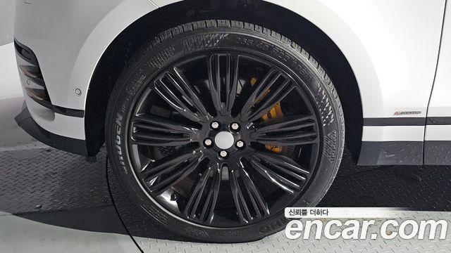 Land Rover Range Rover Velar 2018 — photo 5