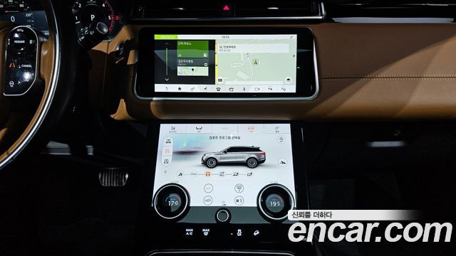 Land Rover Range Rover Velar 2018 — photo 12