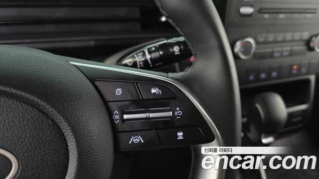 Hyundai Staria 2025 — photo 16