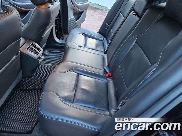 Ford Taurus 2013 — photo 13