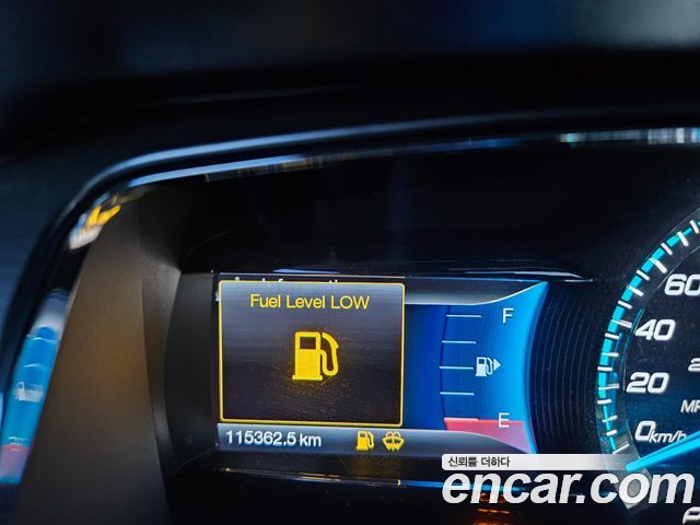 Ford Taurus 2013 — photo 16