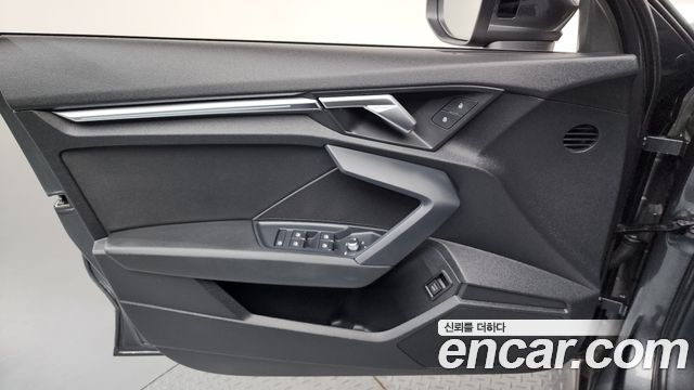 Audi A3 2023 — photo 14