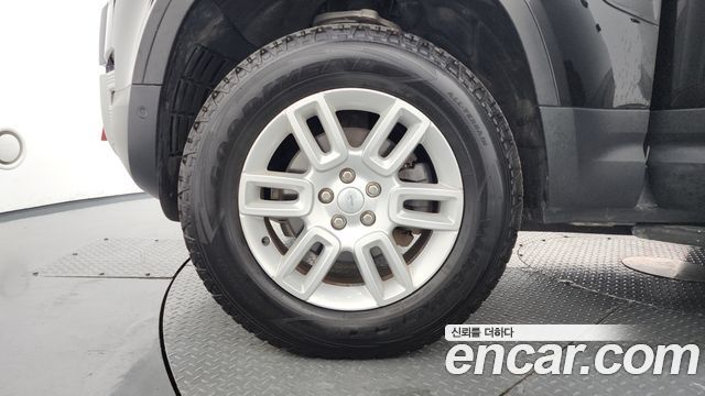 Land Rover Defender 2022 — photo 5