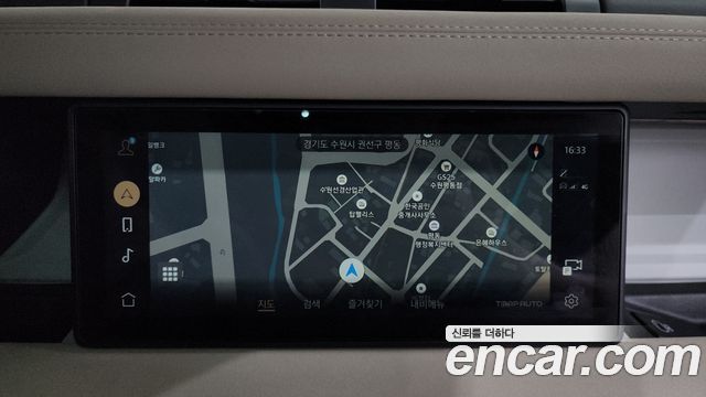 Land Rover Defender 2022 — photo 19