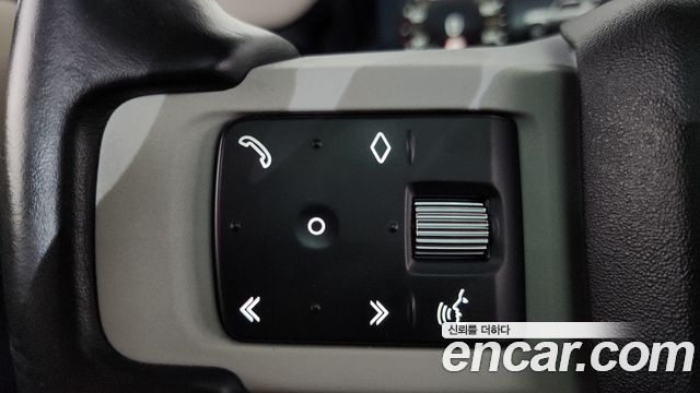 Land Rover Defender 2022 — photo 24