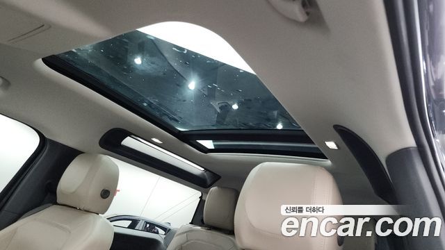 Land Rover Defender 2022 — photo 25