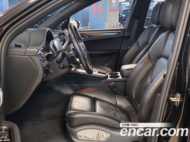 Porsche Macan 2016 — photo 7