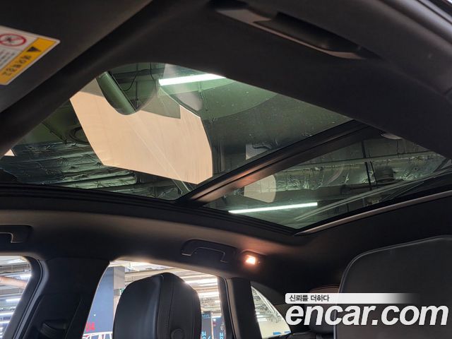 Porsche Macan 2016 — photo 17
