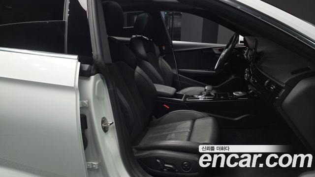 Audi A5 2020 — photo 17