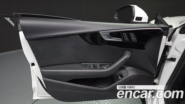Audi A5 2020 — photo 14