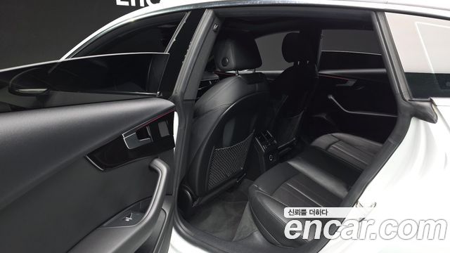 Audi A5 2020 — photo 16