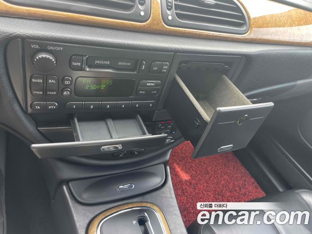 Jaguar S-TYPE 2002 — photo 14