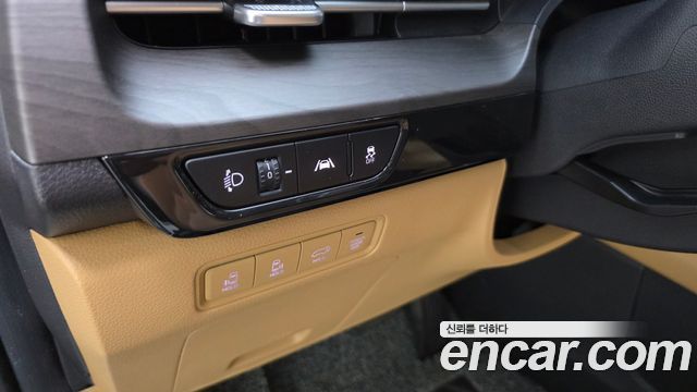 Kia Canival 2023 — photo 20