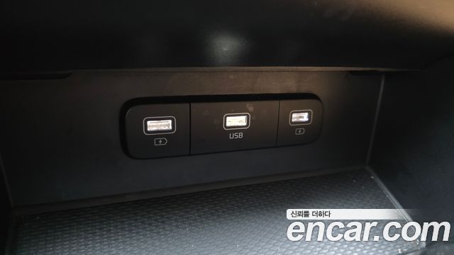 Kia Canival 2023 — photo 26