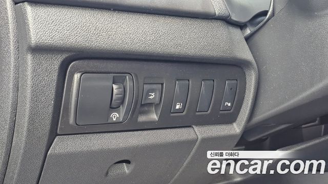 Renault Korea SM3 2010 — photo 15