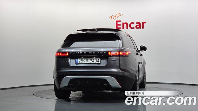 Land Rover Range Rover Velar 2018 — photo 4