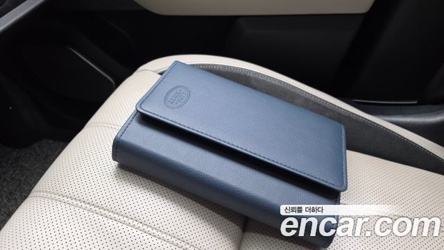 Land Rover Range Rover Velar 2018 — photo 23
