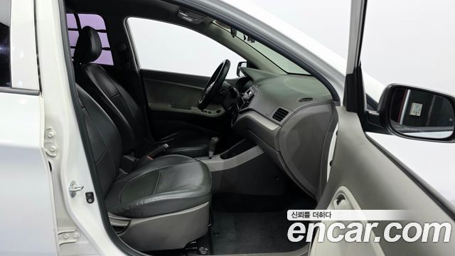 Kia morning 2014 — photo 11