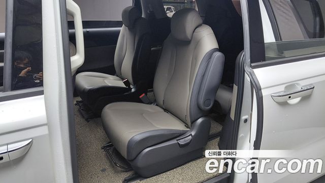 Kia Canival 2024 — photo 18