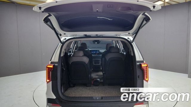 Kia Canival 2024 — photo 24