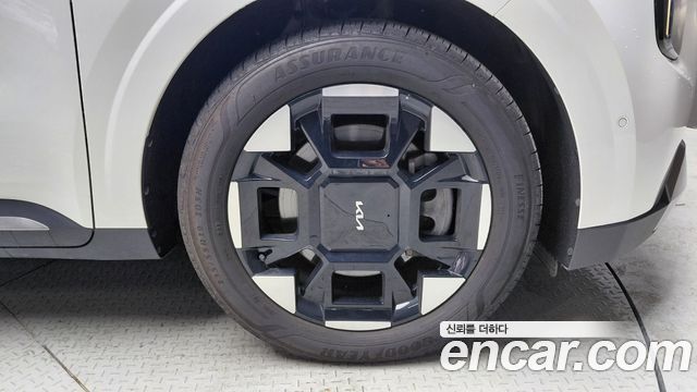 Kia Canival 2024 — photo 7