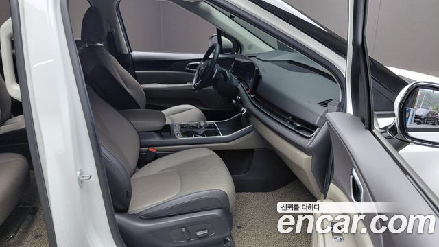 Kia Canival 2024 — photo 16
