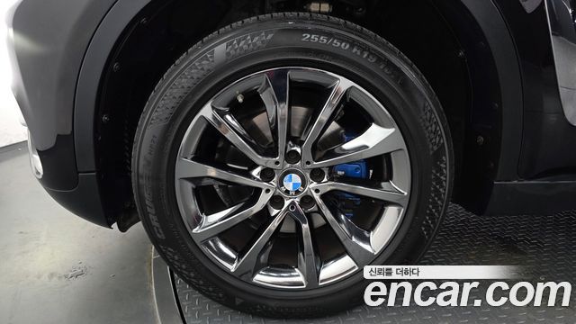 BMW X6 2016 — photo 5