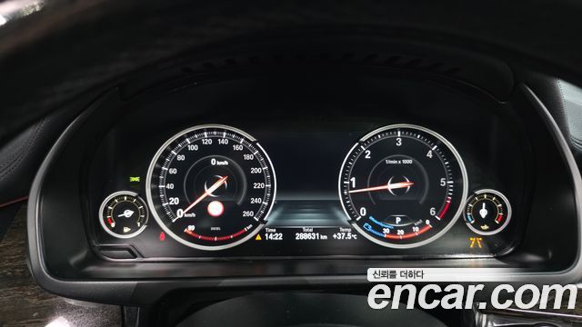 BMW X6 2016 — photo 8