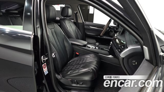 BMW X6 2016 — photo 11
