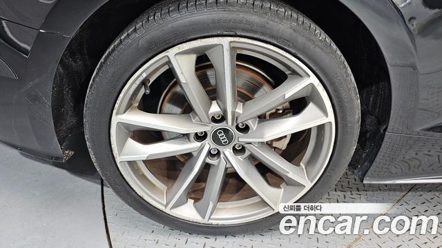 Audi A5 2021 — photo 5
