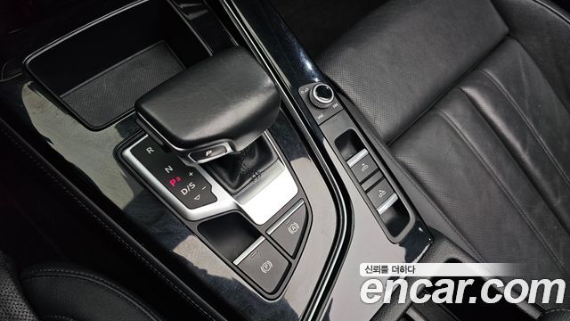 Audi A5 2021 — photo 12