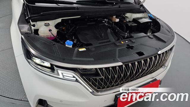 Kia Canival 2023 — photo 6