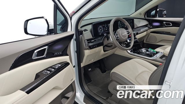 Kia Canival 2023 — photo 11
