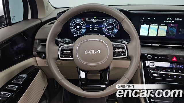 Kia Canival 2023 — photo 13