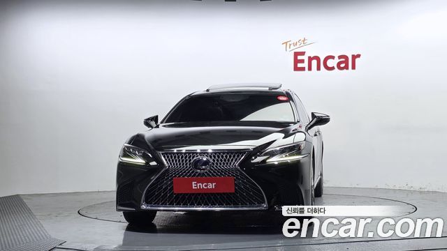 Lexus LS 2018 — photo 3