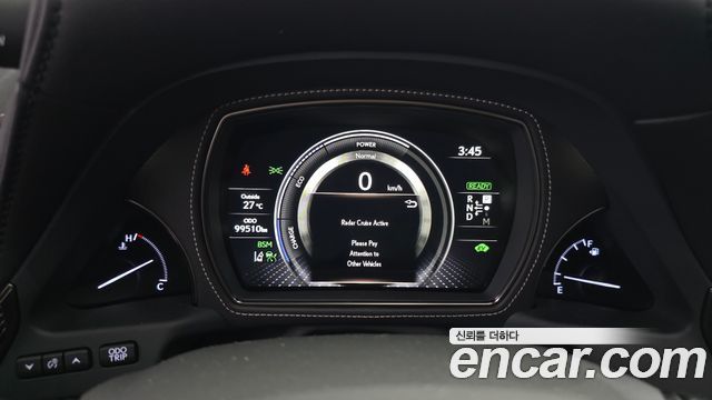 Lexus LS 2018 — photo 8