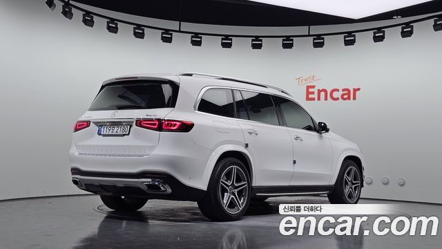 Mercedes-Benz GLS-Class 2022 — photo 2