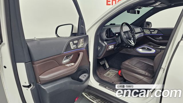 Mercedes-Benz GLS-Class 2022 — photo 13