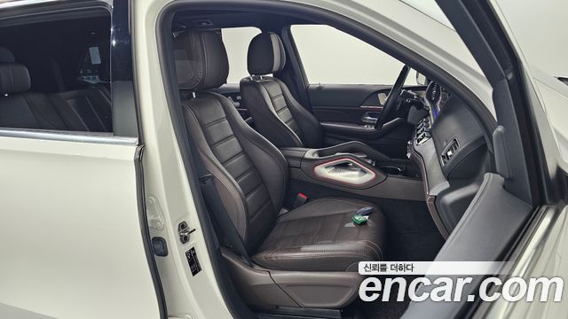 Mercedes-Benz GLS-Class 2022 — photo 16