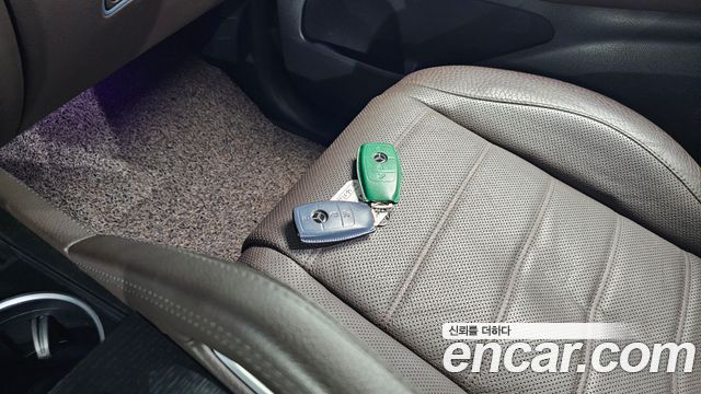 Mercedes-Benz GLS-Class 2022 — photo 31