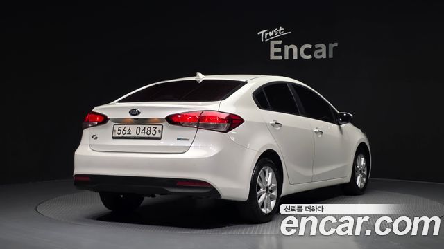 Kia K3 2016 — photo 2
